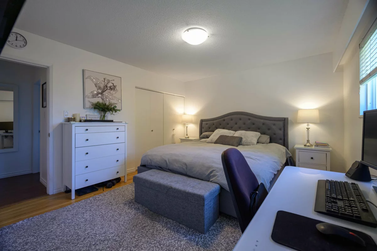 Hallway Photo of 1345 53a Street, Delta, BC