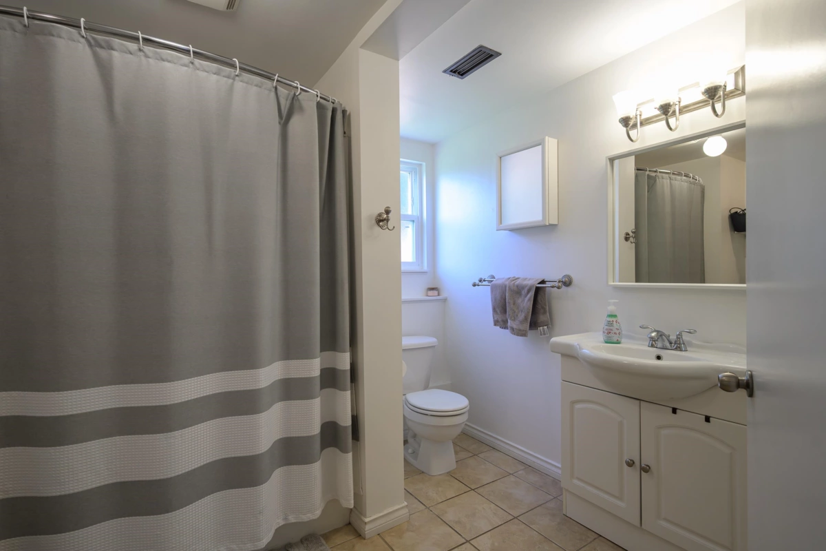 Swimming Pool Photo of 1345 53a Street, Delta, BC