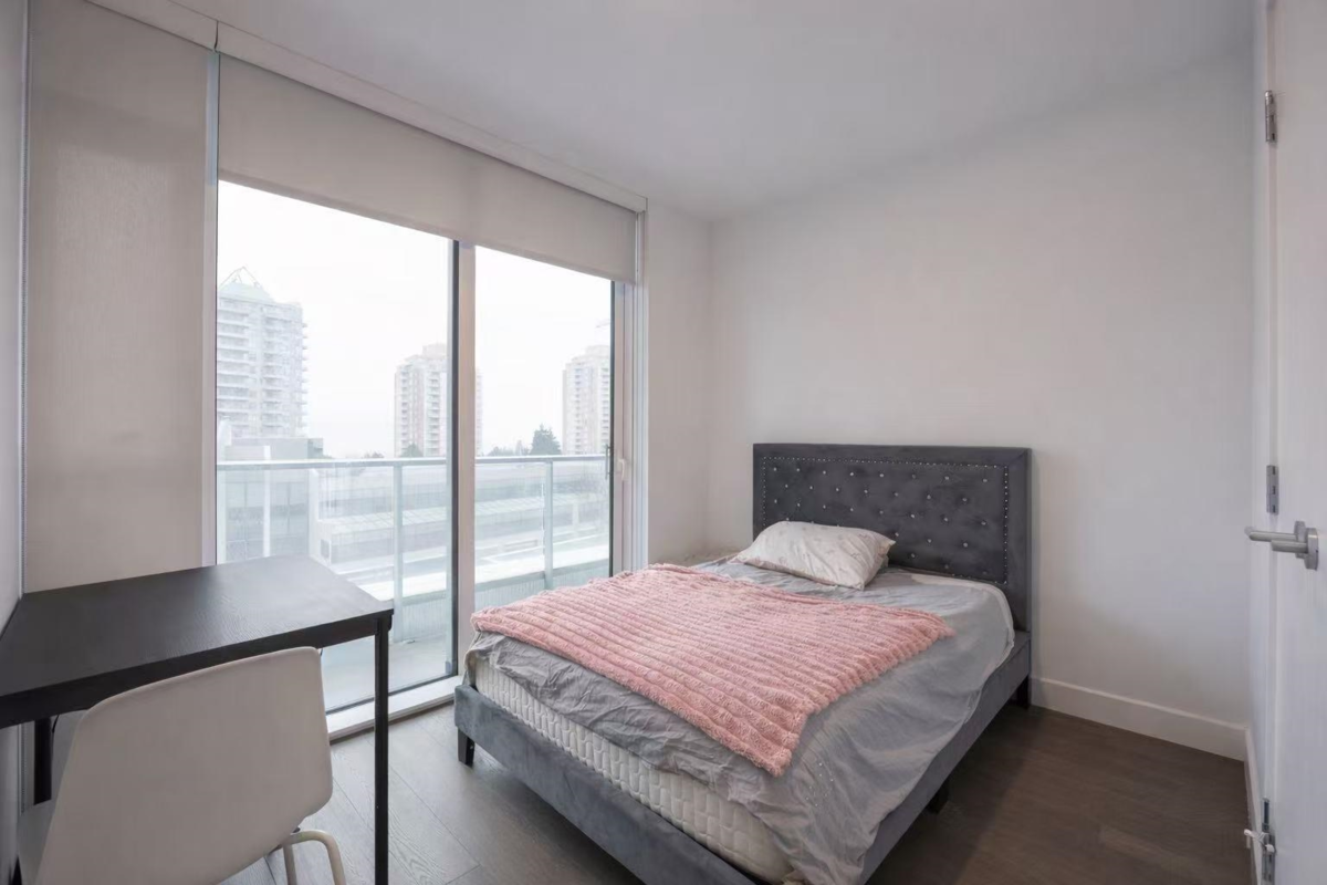 Guest Bathroom Photo of 507 6000 Mckay Avenue, Burnaby, BC