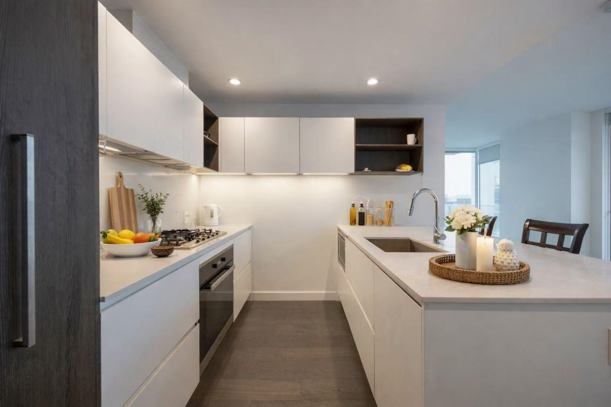 Kitchen Photo of 507 6000 Mckay Avenue, Burnaby, BC