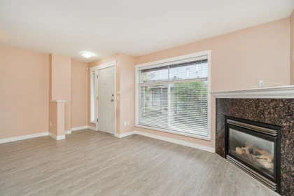 203 19705 56 Avenue, Langley, BC, Langley — Apartment/Condo for sale