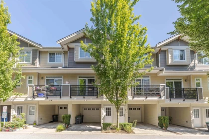 Backyard Photo of 64 6383 140 Street, Surrey, BC
