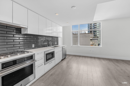 Breakfast Nook Photo of 614 3451 Sawmill Crescent, Vancouver, BC