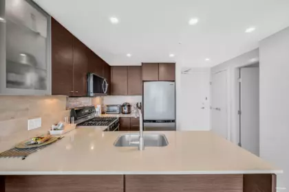 1009 7373 Westminster Highway, Richmond, BC, Richmond — Apartment/Condo for sale