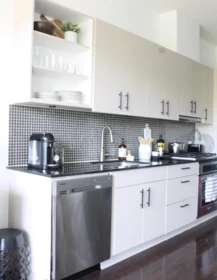 Kitchen Island Photo of 710 121 Brew Street, Port Moody, BC