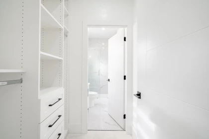 Hallway Photo of 7515 205 Street, Langley, BC