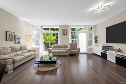 TH16 8677 Capstan Way, Richmond, BC, Richmond — Townhouse for sale