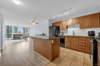 Kitchen Photo of 1607 2138 Madison Avenue, Burnaby, BC