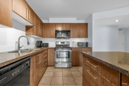Pantry Photo of 1607 2138 Madison Avenue, Burnaby, BC