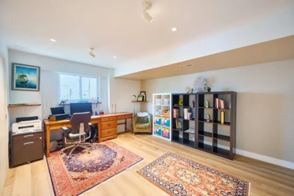 Loft / Bonus Room Photo of 809 Seymour Boulevard, North Vancouver, BC