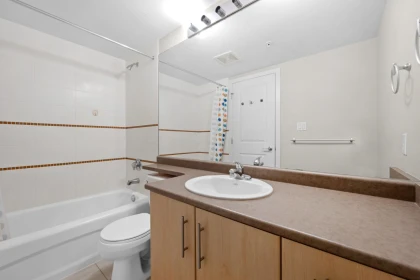 Powder Room Photo of 709 3660 Vanness Avenue, Vancouver, BC