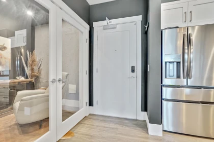 Hallway Photo of 507 45745 Watson Road, Chilliwack, BC