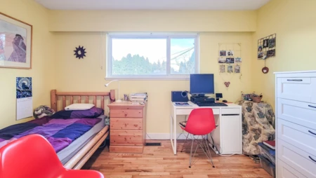 Hallway Photo of 11645 195a Street, Pitt Meadows, BC