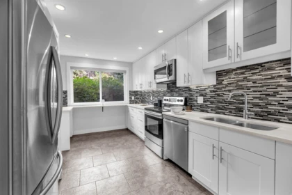802 555 W 28th Street, North Vancouver, BC, North Vancouver — Townhouse for sale