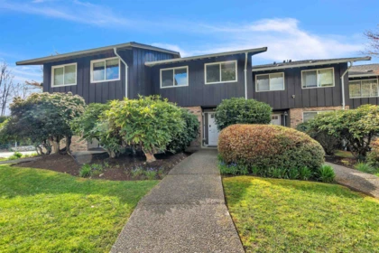 802 555 W 28th Street, North Vancouver, BC, North Vancouver — Townhouse for sale