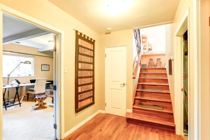 Hallway Photo of 4730 Willow Creek Road, West Vancouver, BC