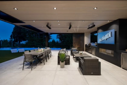 Outdoor Patio Photo of 690 Knockmaroon Road, West Vancouver, BC