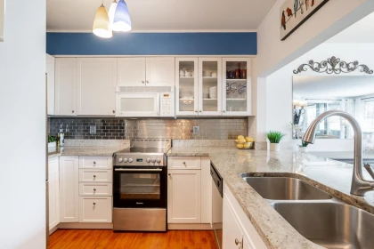 Primary Bedroom Photo of 210 15272 19 Avenue, Surrey, BC