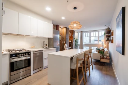 Primary Bedroom Photo of 406 1072 Hamilton Street, Vancouver, BC