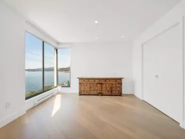 Breakfast Nook Photo of 203 2190 Argyle Avenue, West Vancouver, BC