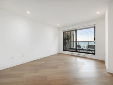 Mudroom Photo of 203 2190 Argyle Avenue, West Vancouver, BC