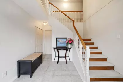 Hallway Photo of 16109 80a Avenue, Surrey, BC