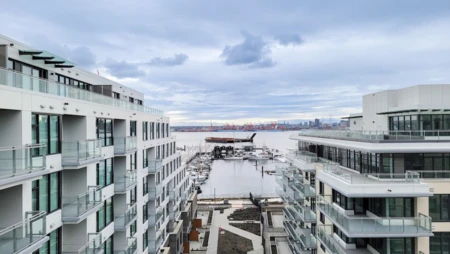 327 755 Harbourside Drive, North Vancouver, BC, North Vancouver — Apartment/Condo for sale