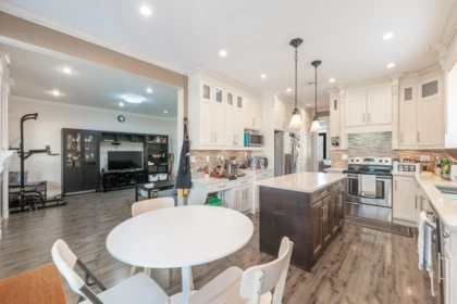 Breakfast Nook Photo of 10938 131a Street, Surrey, BC