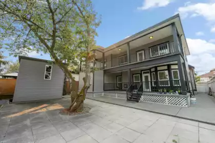 Front Yard Photo of 10938 131a Street, Surrey, BC