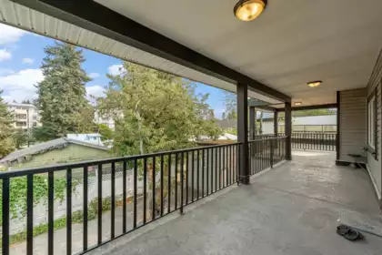 Garage Interior Photo of 10938 131a Street, Surrey, BC
