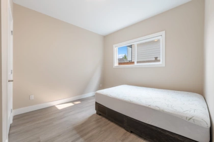 Hallway Photo of 10938 131a Street, Surrey, BC