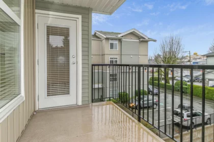 Office / Den Photo of 310 33255 Old Yale Road, Abbotsford, BC