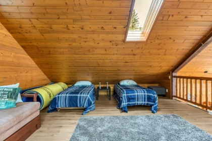 Staircase Photo of 4 Christian Cove, Pitt Meadows, BC