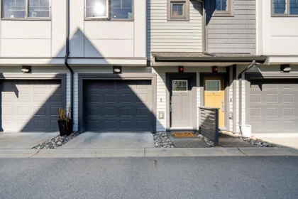 Outdoor Deck Photo of 71 19451 Sutton Avenue, Pitt Meadows, BC