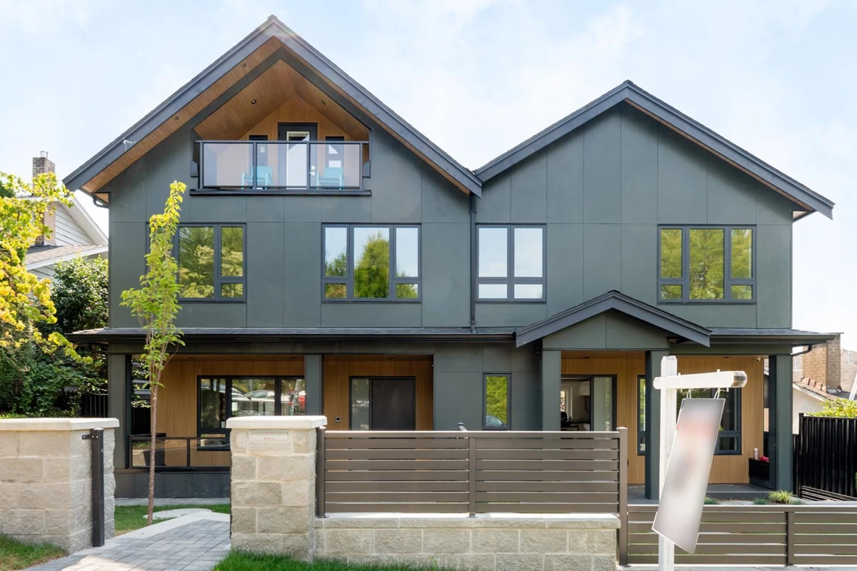 Exterior Front Photo of 2022 Nanton Avenue, West Vancouver, BC