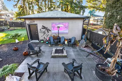 Laundry Room Photo of 928 Stanton Avenue, Coquitlam, BC