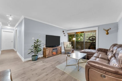 307 1210 Pacific Street, Coquitlam, BC, Coquitlam — Apartment/Condo for sale