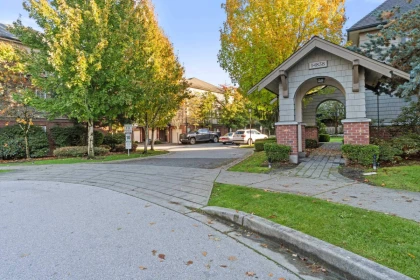 Hallway Photo of 50 14838 61 Avenue, Surrey, BC