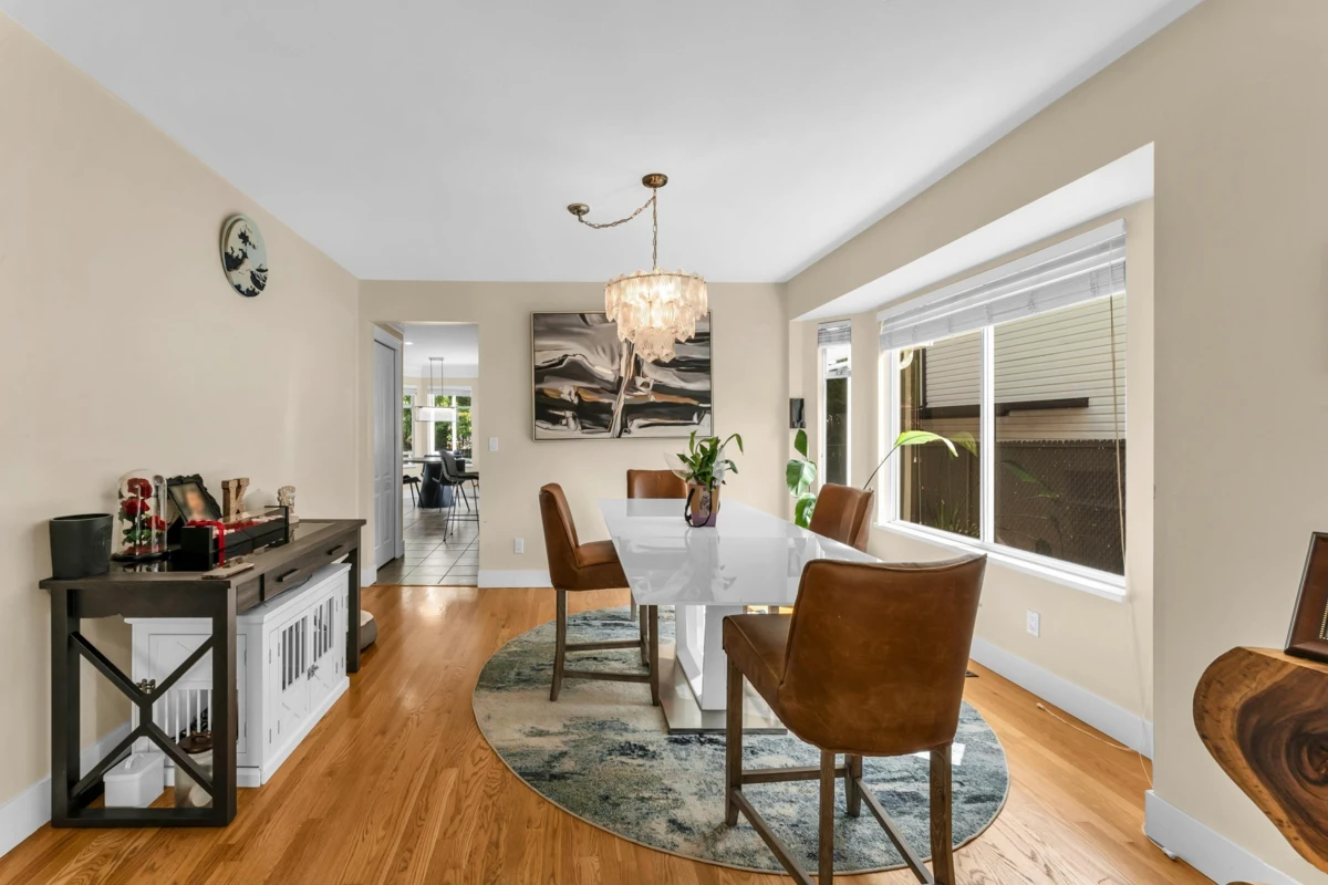 Dining Area Photo of 15295 111a Avenue, Surrey, BC