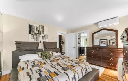 Guest Bathroom Photo of 15295 111a Avenue, Surrey, BC