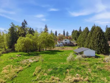 Garden / Landscaping Photo of 1358 227 Street, Langley, BC