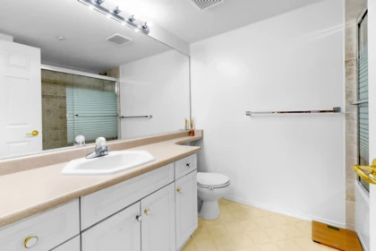 Basement Recreation Room Photo of 232 13880 70 Avenue, Surrey, BC