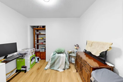 Hallway Photo of 232 13880 70 Avenue, Surrey, BC