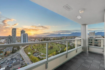 Loft / Bonus Room Photo of 2503 4380 Halifax Street, Burnaby, BC
