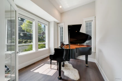 2862 Helc Place, Surrey, BC, Surrey — Single Family Residence for sale