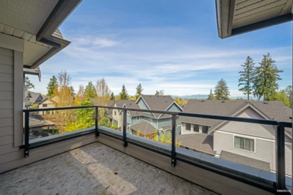 Hallway Photo of 2862 Helc Place, Surrey, BC