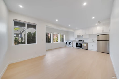 Hot Tub / Spa Photo of 2862 Helc Place, Surrey, BC