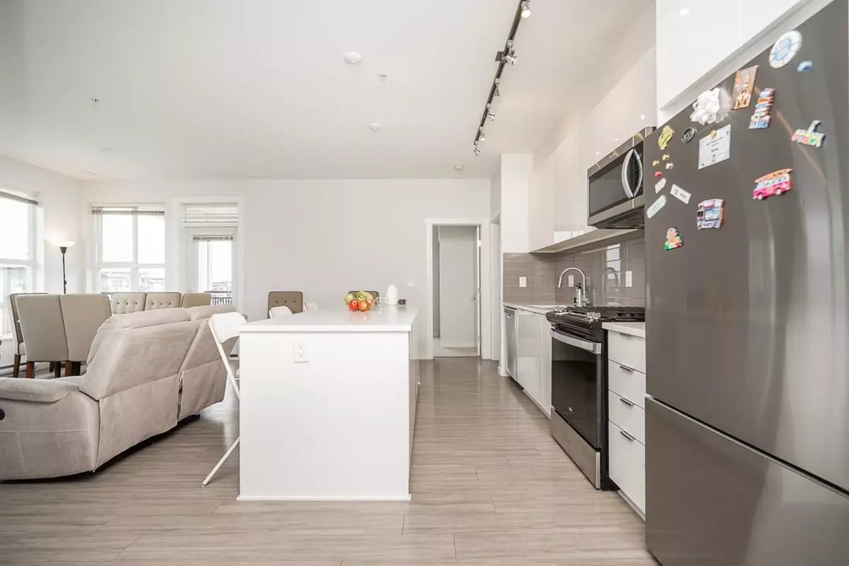 Dining Area Photo of B516 8150 207 Street, Langley, BC