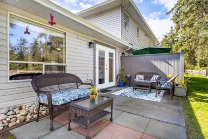 1 5706 Ebbtide Street, Sechelt, BC, Sechelt — Townhouse for sale