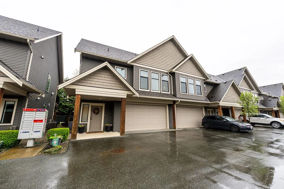Living Room Photo of 8 7435 Morrow Road, Agassiz, BC